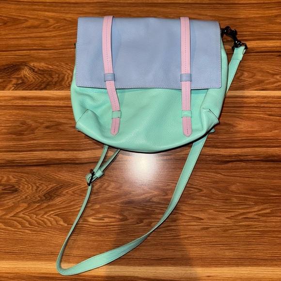 Min and Mon Reversible Messenger Bag, Small with Creature Design - Picture 5 of 7